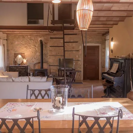 Tatil Evi Petit Torrent Fals *